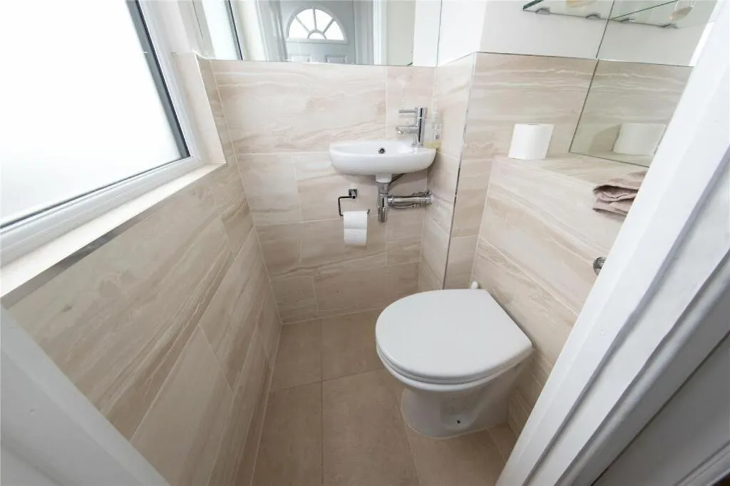 Beaconsfield House, Modern, Recently Refurbished, Self Check-In, Free Parking And Near Luton Airport Hotel 0*, Luton (Bedfordshire) United Kingdom